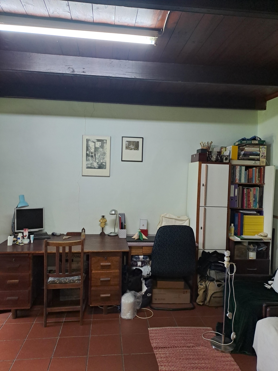 To Let 1 Bedroom Property for Rent in Strand Central Western Cape